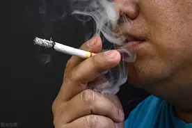父亲终于戒了烟，却再也无法逆转惨重的结果图片
