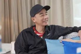 陈小春弟弟：幼时被父母三千元卖掉，至今下落不明令父亲含恨而终图片