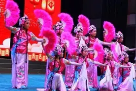 临颍：现场捐助、拜师学艺、比武打擂，这场迎新春演出超精彩图片