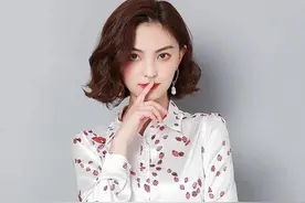 “桑蚕丝”小衫，适35—55岁穿，贼时髦修身显瘦，展现迷人的气质图片