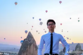 人生就如牌局，发牌的是上天，出牌的是自己，不选择也是一种选择图片
