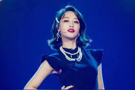 狼性学霸蓝盈莹，被吐槽心机女，而我看到的她却是在向阳生长图片