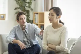看老公哪里都不顺眼？心理学原因找到了图片
