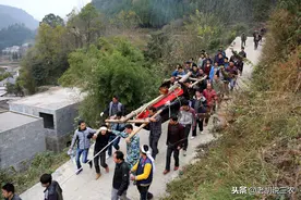 农村俗语：“别人的棺材可试，别人的鞋子莫穿”究竟是咋来的？图片