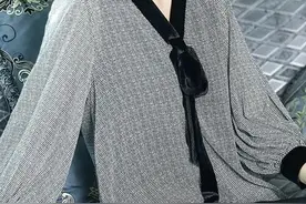 今年流行这样的：欧货衫，显瘦遮肚子，穿上就显气质，还洋气图片