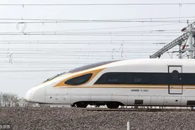 盐通高铁开始铺轨，年底通车 沿海高铁通道加速形成图片