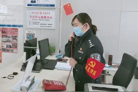 铿锵玫瑰战疫情  巾帼花开别样红图片