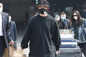 张艺兴忘词引GAI周延不满 《我是唱作人2》火药味十足图片