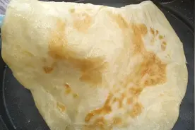 手抓饼这样做，层层薄如纸，凉了也不会发硬，做法详细告诉你，香图片