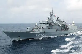 执意超越邻国海军，引进德国MRKO 200升级版，希腊九头蛇级护卫舰图片