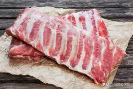 买猪肉时，肋排和排骨有啥区别？口感差别大，知道后别再乱买了图片
