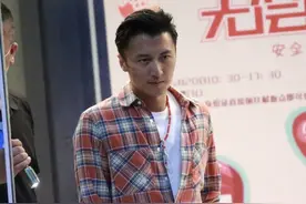 谢霆锋长沙录制快本，素颜现身对颜值超自信图片