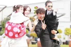 离婚后王宝强抚养儿子，马蓉抚养女儿，4年后兄妹对比太明显图片