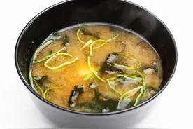 海带炖排骨图片