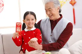 在父母眼中，孙子和外孙到底谁更亲，2个62岁老人实话实说图片