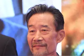 李雪健在《水浒传》里饰演的宋江，书法是他自己写的吗？图片
