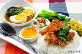 “好吃”千万不要说“very delicious”!这个差别一定要清楚图片