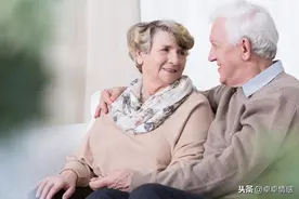 年过60岁的男人，明明有老伴，为什么还要在婚外找红颜知己？图片