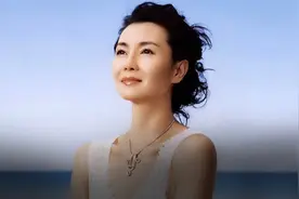 如今56岁的张曼玉依然得不到爱情：“人生苦短，尽兴就好”图片