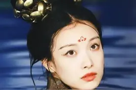 谋女郎和星女郎如今的巨大差异，也体现当初导演选角眼光的差别图片