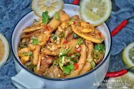 教你做酸辣鸡爪，记住1个诀窍，肉质Q弹，酸辣过瘾，非常开胃图片