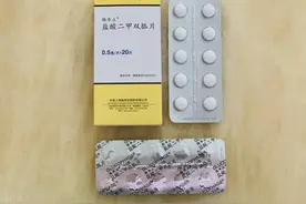 二甲双胍普通片剂与缓释制剂，选谁效果更好？医生告诉您实情图片