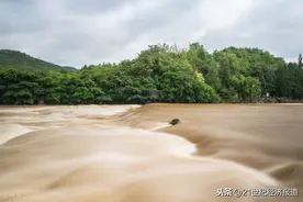 抗疫之后再抗洪：洪峰过境水位下降 武汉仍严阵以待图片