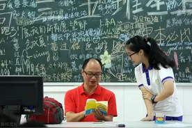 被称“最凶”班主任，带领全班拿第一，直言：教学要树立2个观念图片