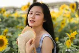平胸妹子这么搭就对了图片