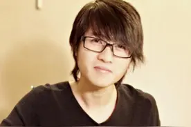 曾经与世界格格不入的韩寒，在38岁时活成了所有男人的梦想图片