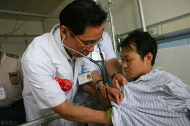 让人落泪的投篮视频 钟南山儿子希望父亲也能看到：多回点家图片