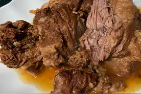 用简单配料做出来的驴肉胜似五星酒店口味图片