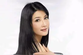 一代功夫女星杨丽菁，拍戏期间一夜瘫痪，如今依旧单身图片