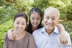 在老人眼里，孙子和外孙有什么差别？3个老人说心里话，句句在理图片