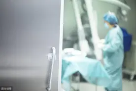 “瘢痕子宫”妈妈选择顺产 她咋就行？图片