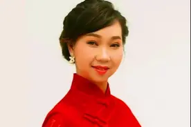 河南灵宝蒲剧演员张萍演唱：中国力量 推动全球战疫情图片