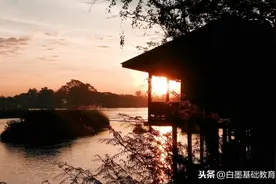 入戏太深，他竟然悲痛欲绝，大吐一口鲜血图片
