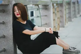 系列美女one图片