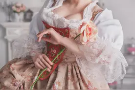 民俗服装有多美？人类发展历史上的各民族服装，有什么智慧体现图片