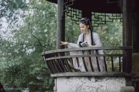 ［绿柳随记］有这样的一首歌，会让我这样的想起你图片