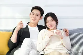 过来人的经验：婚姻是两个家庭养一个家，而不是一个家养另一个家图片
