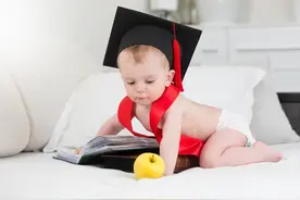 4种孕妇最容易生出聪明孩子，她们这些行为，能促进胎儿智商形成图片