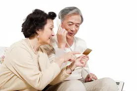 老年人想要健康，4种生活方式要坚持，身体会越来越好图片