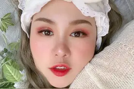 励志女孩易文君，从206斤瘦到124斤，边哭边跑，像极了人生图片