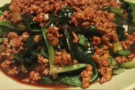 炒肉末菠菜，肉烧萝卜，韭菜苔炒肉丝这几道家常菜的做法图片