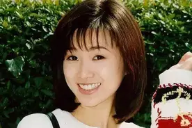 酒井法子从玉女到艳星，乞讨，因为从小缺爱，也因为这2个男人图片