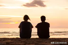 心理学：当他有这些表现时，说明他正在爱着你图片