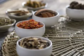 一味中药是五参之一，养阴降火，生津润燥，调心烦失眠，润肠通便图片