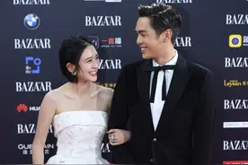 张若昀和唐艺昕的神仙爱情：一开始看她不顺眼，后来爱她如生命图片