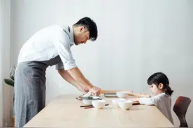 那个“爱围着锅台转”的男人图片